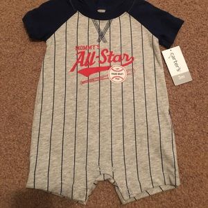 BNWT- Carter’s baby boy hooded romper